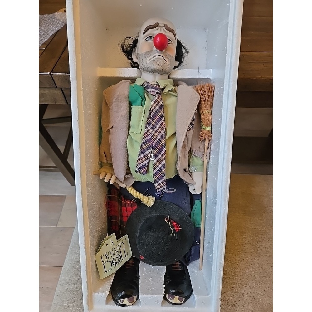 CLYDE The Hobo A Dynasty‎ Doll NEW In Original Box #8136